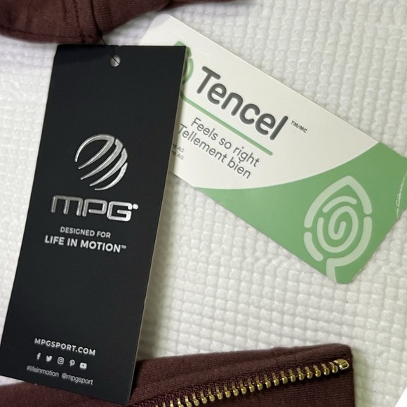 MPG Serenity Mock Neck Pullover Activewear Cozy Workout Train Tencel Sz XS - Picture 5 of 7